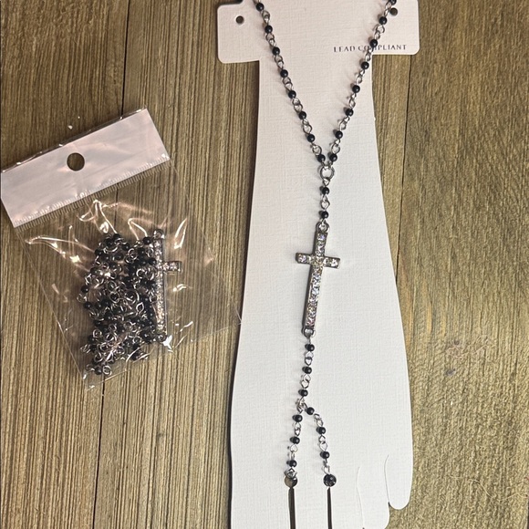 Jewelry - Silver Toe/Anklet with Rhinestone Cross & Black Beads